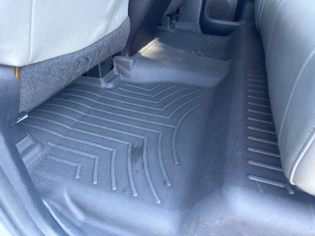 2015 Toyota Tundra Image 17