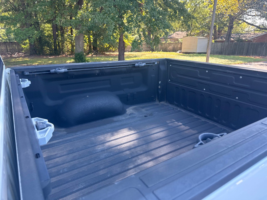 2015 Toyota Tundra Image 22