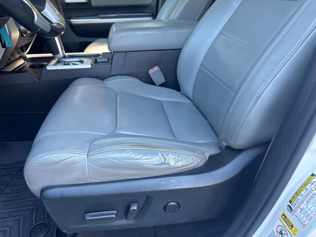 2015 Toyota Tundra Image 40