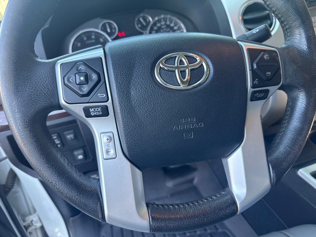 2015 Toyota Tundra Image 43
