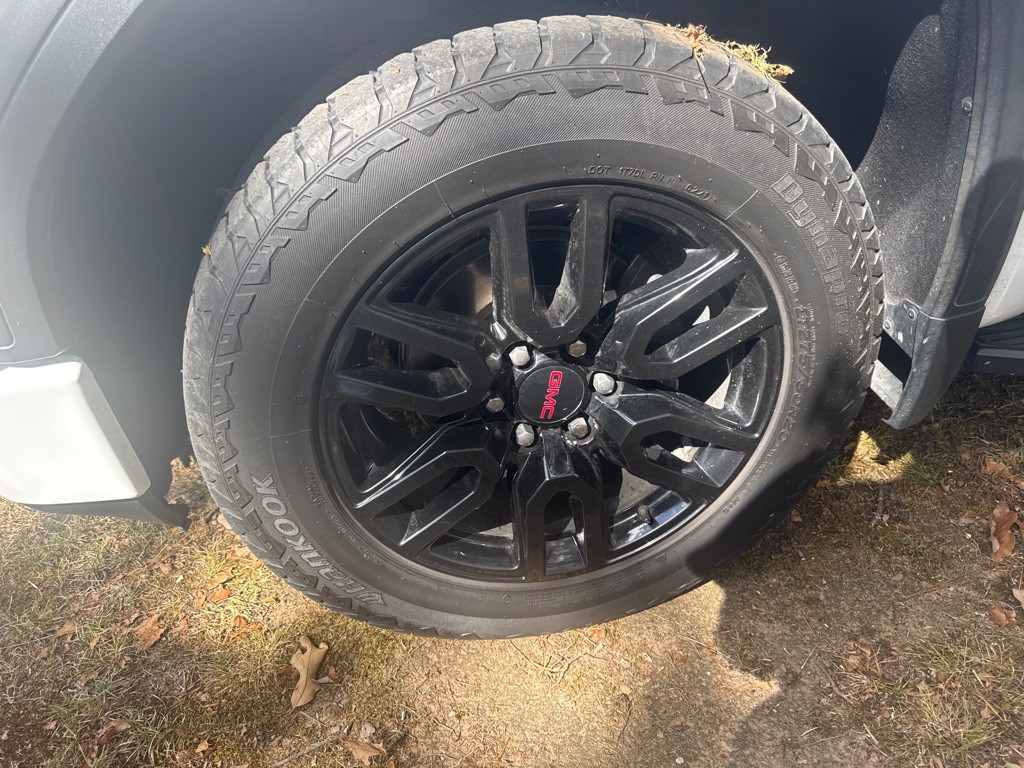2021 GMC Sierra Image 11