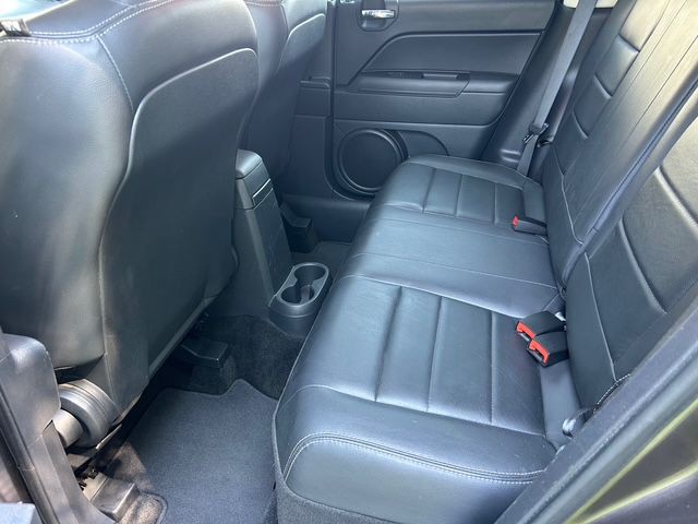 2015 Jeep Patriot Image 9