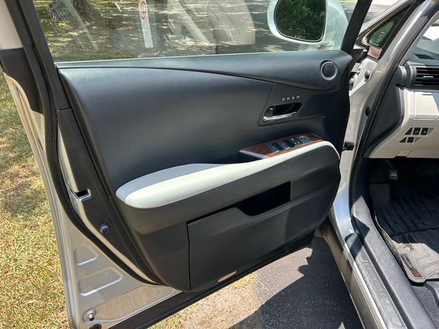 2012 Lexus RX Image 12