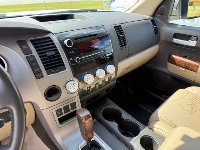 2011 Toyota Tundra Image 8
