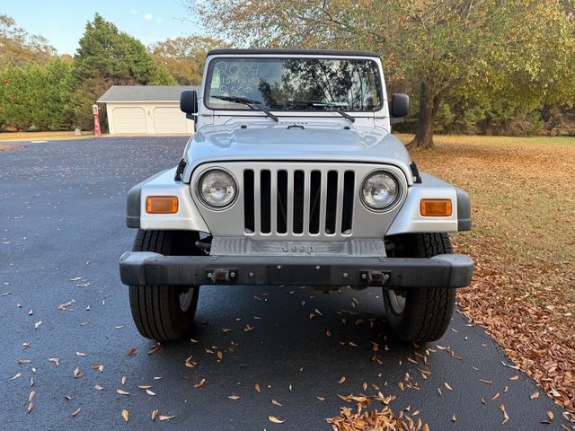 2004 Jeep Wrangler Image 2