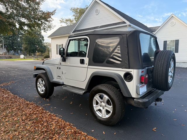 2004 Jeep Wrangler Image 7