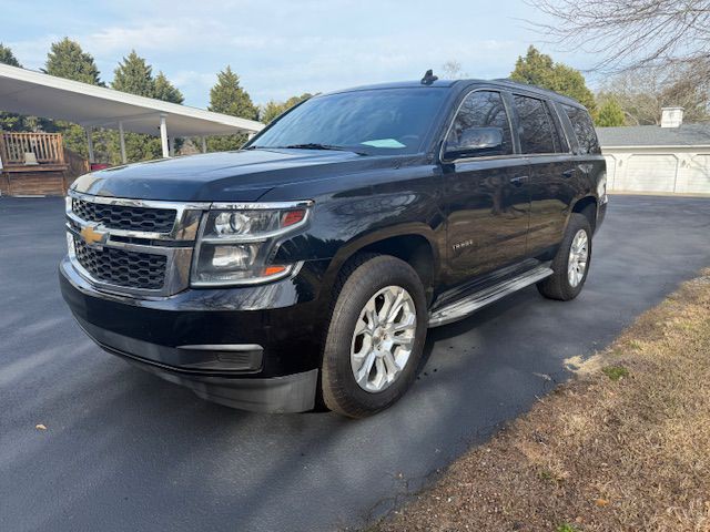 2015 Chevrolet Tahoe Image 2