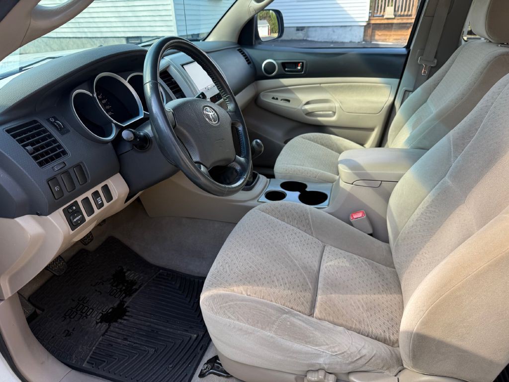 2006 Toyota Tacoma Image 14