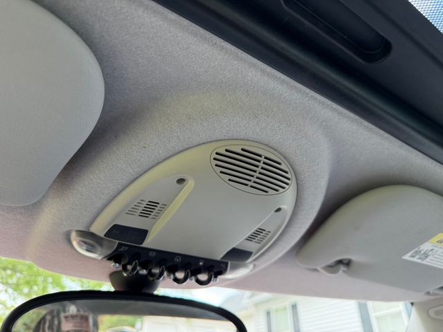 2008 MINI Cooper Image 12