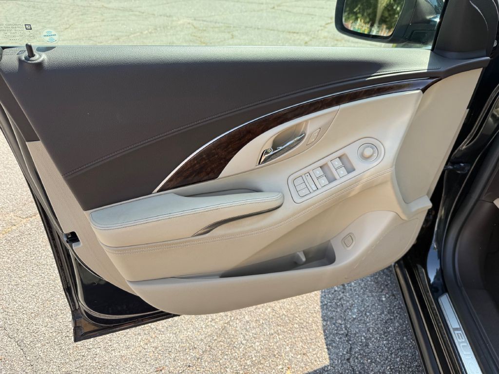 2014 Buick Lacrosse Image 11