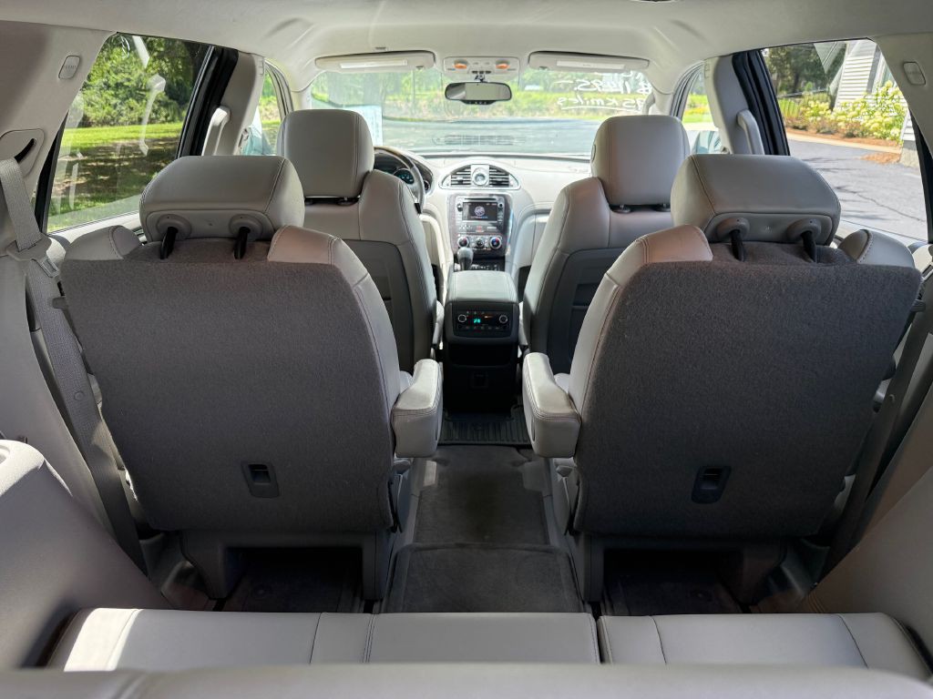 2015 Buick Enclave Image 14