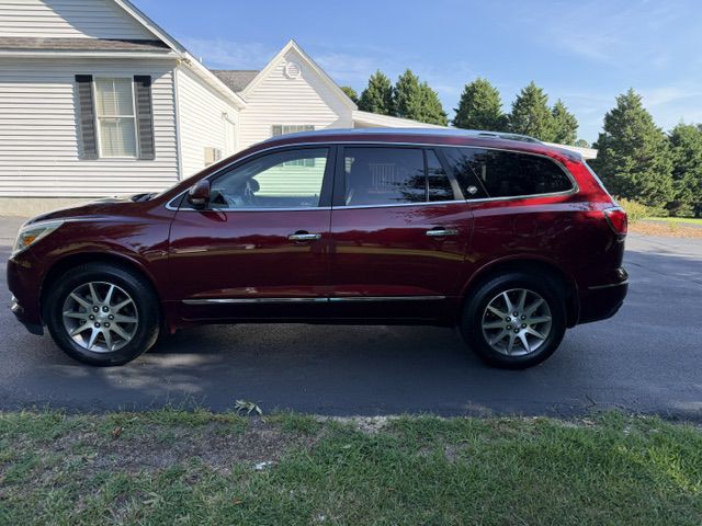 2017 Buick Enclave Image 2