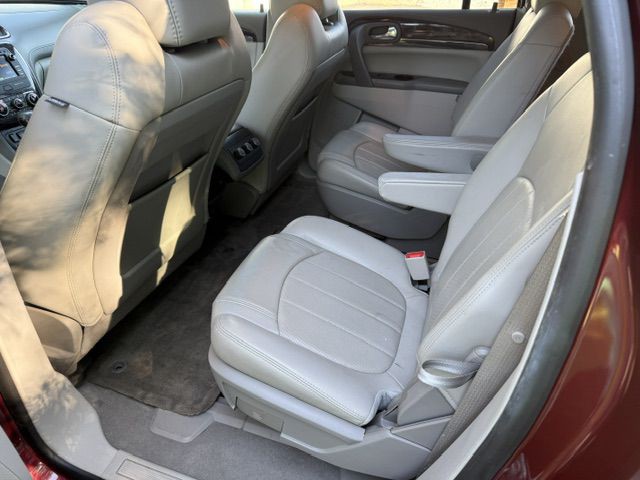 2017 Buick Enclave Image 11