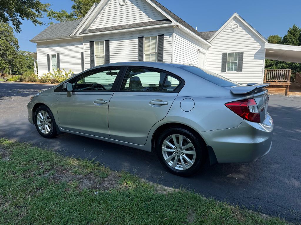 2012 Honda Civic Image 4