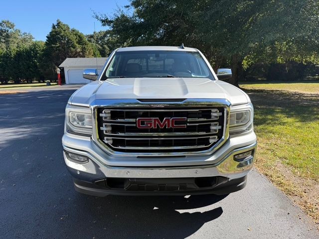 2018 GMC Sierra Image 2