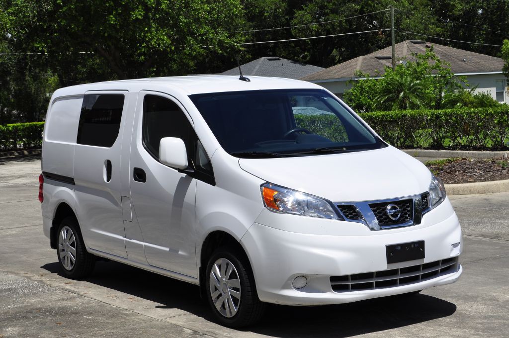 2019 Nissan NV200 Image 2