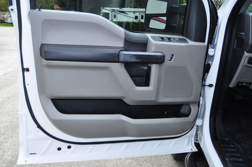 2017 Ford F-250 Image 15