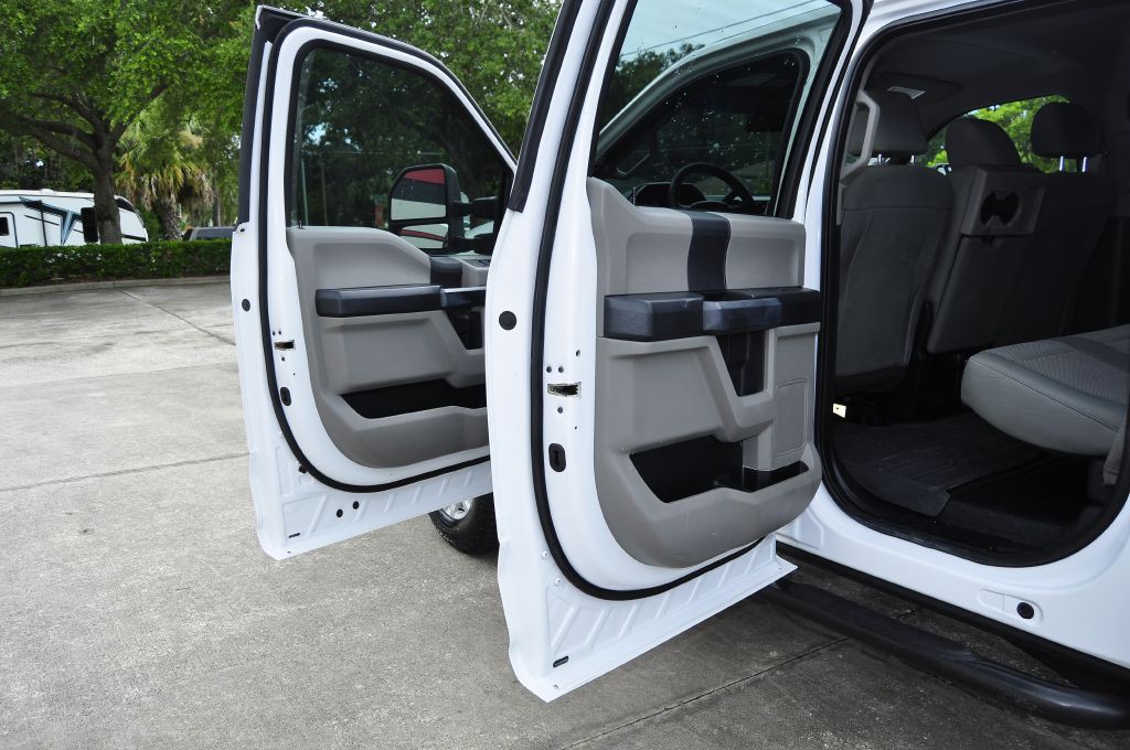 2017 Ford F-250 Image 19