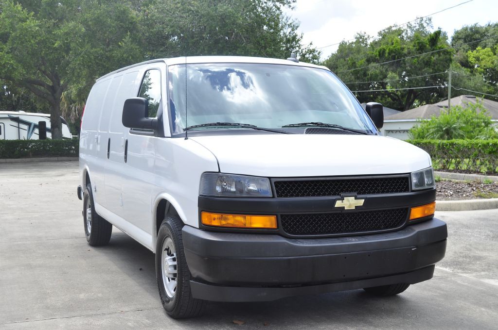 2020 Chevrolet Express Image 5