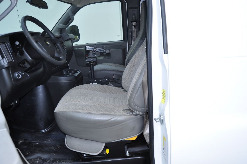 2020 Chevrolet Express Image 14