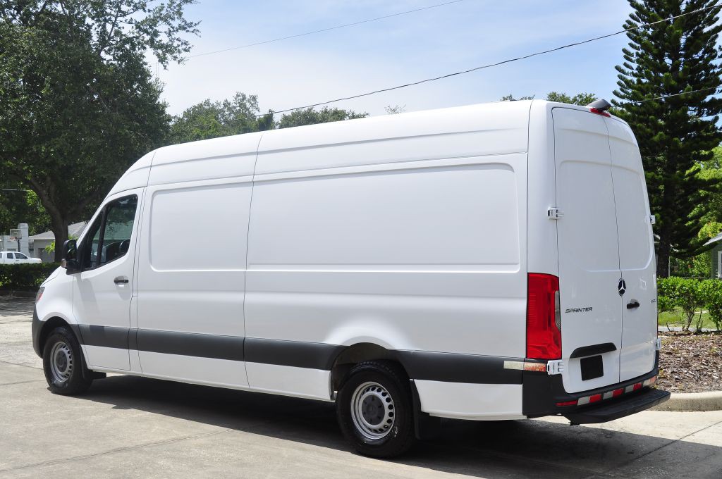 2022 Mercedes-Benz Sprinter Image 9