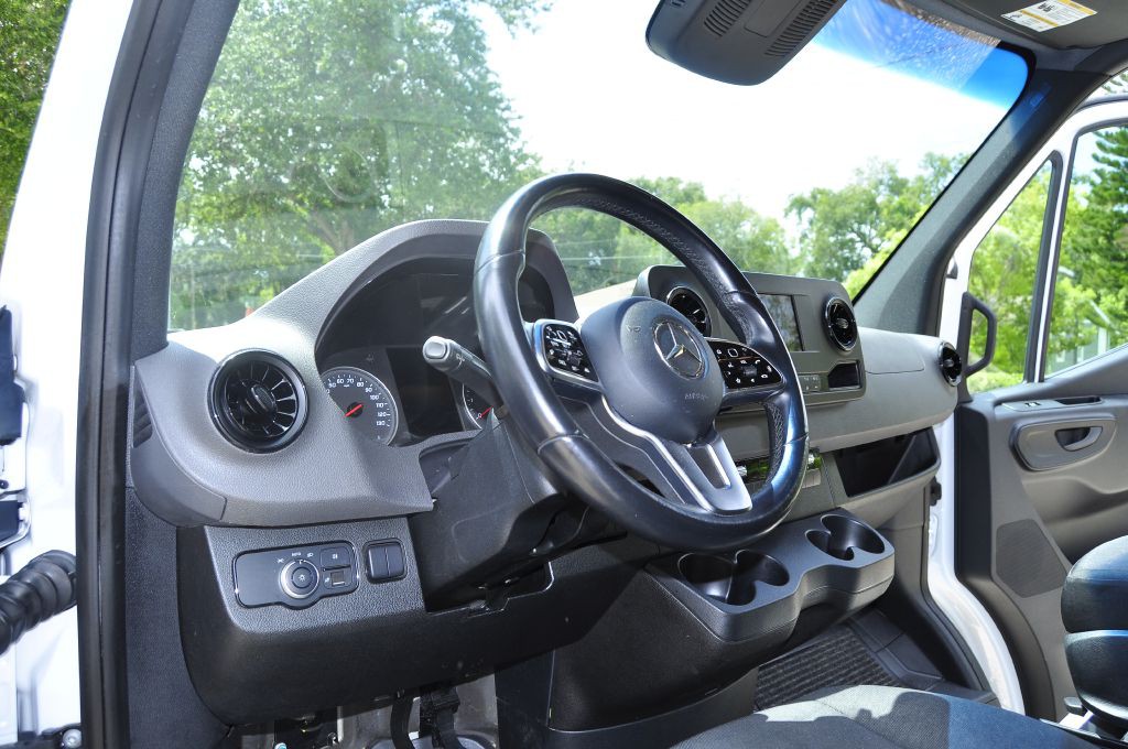 2022 Mercedes-Benz Sprinter Image 18