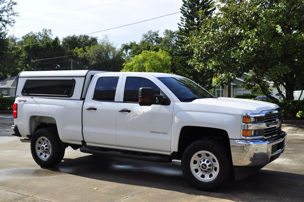 2018 Chevrolet Silverado 1500 Image 2