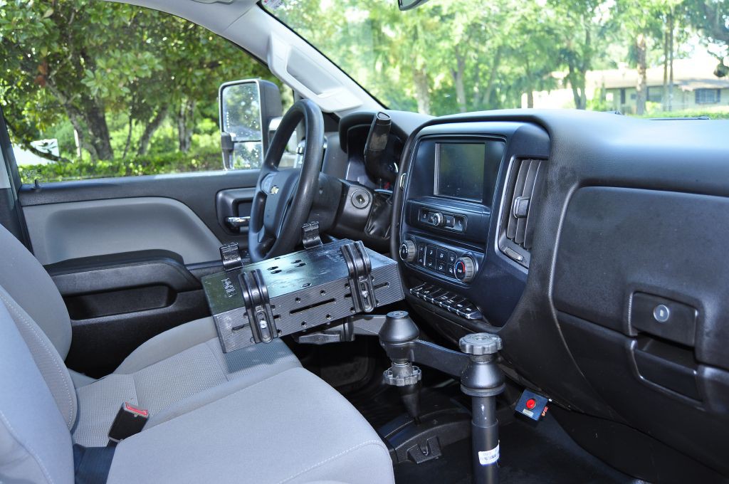 2018 Chevrolet Silverado 1500 Image 19