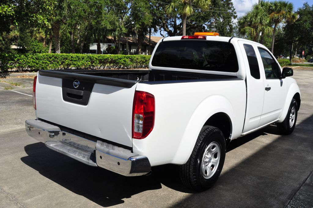 2015 Nissan Frontier Image 7