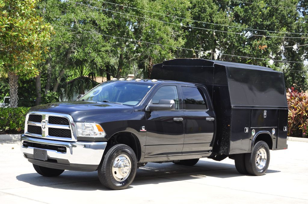 2018 RAM 3500 Image 1
