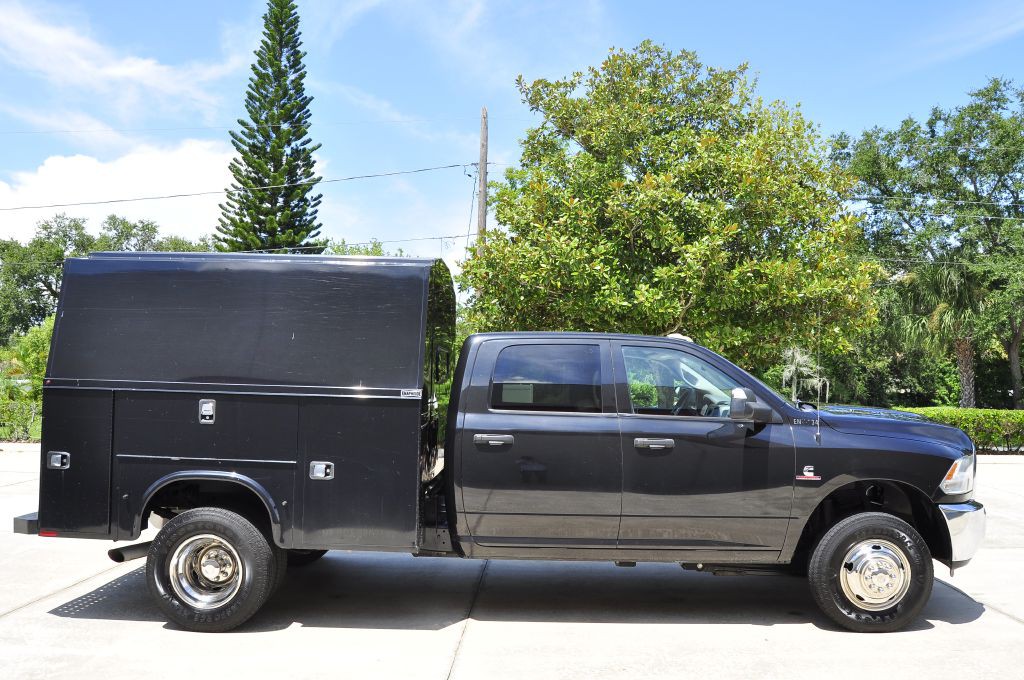 2018 RAM 3500 Image 3