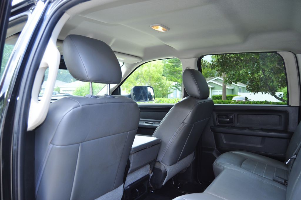 2018 RAM 3500 Image 11