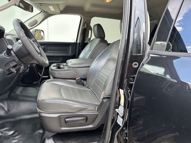 2018 RAM 3500 Image 22