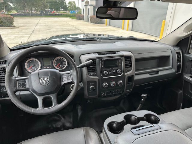 2018 RAM 3500 Image 25