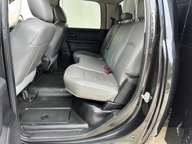 2018 RAM 3500 Image 28