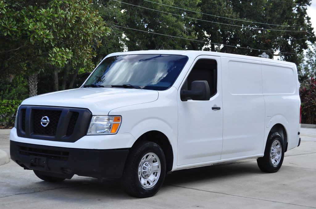 2018 Nissan NV Image 1