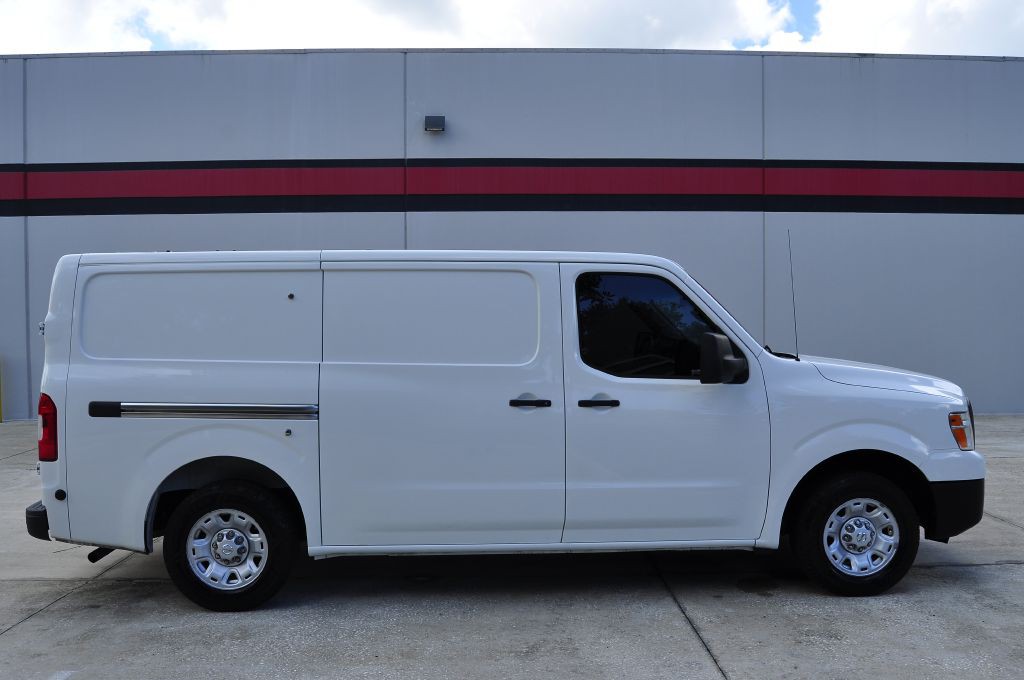 2018 Nissan NV Image 5