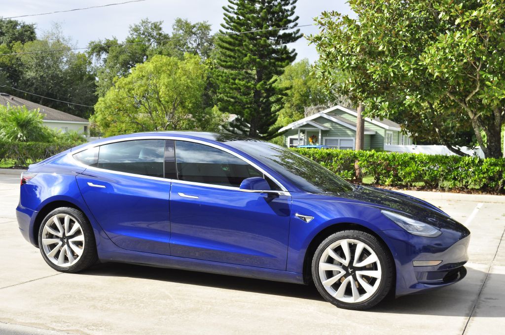 2020 Tesla Model 3 Image 5