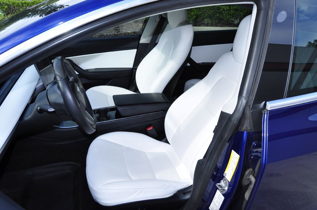 2020 Tesla Model 3 Image 9