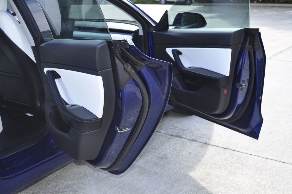 2020 Tesla Model 3 Image 18