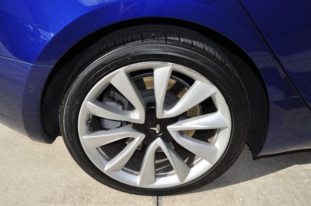 2020 Tesla Model 3 Image 21