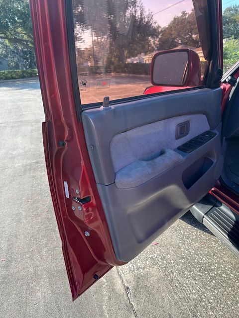 1998 Toyota 4Runner Image 10