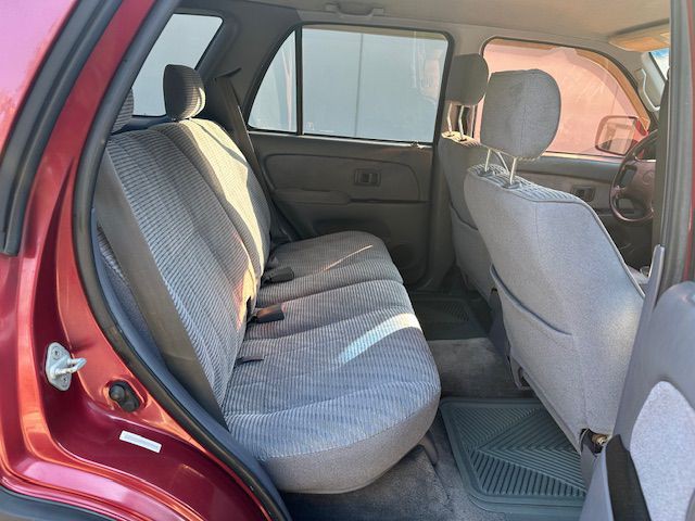 1998 Toyota 4Runner Image 22
