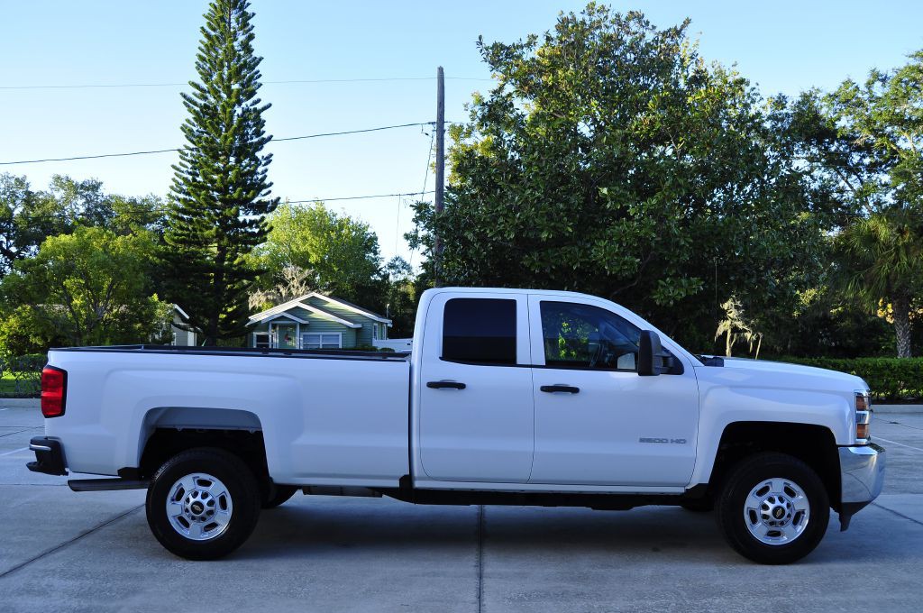 2017 Chevrolet Silverado 1500 Image 5