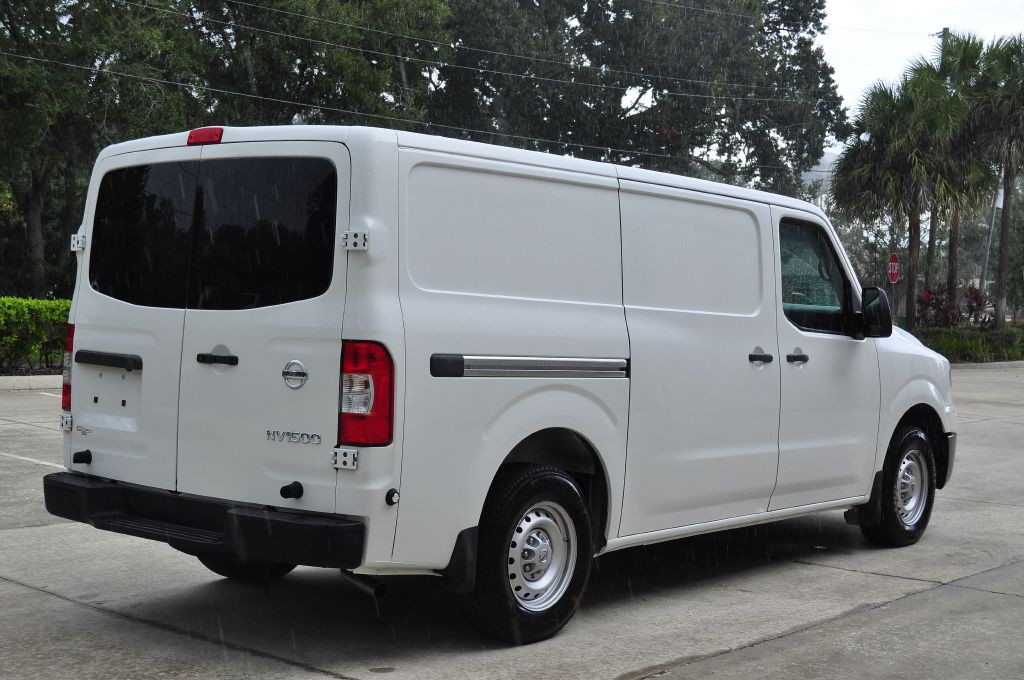 2018 Nissan NV Image 10