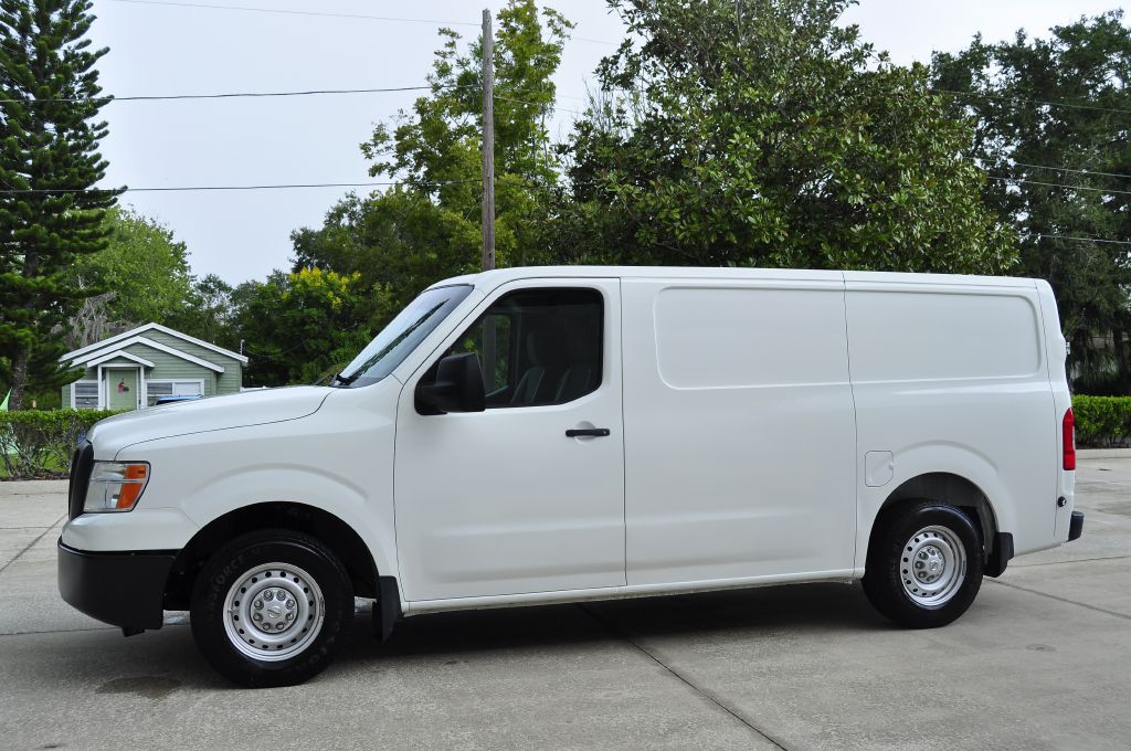 2018 Nissan NV Image 12
