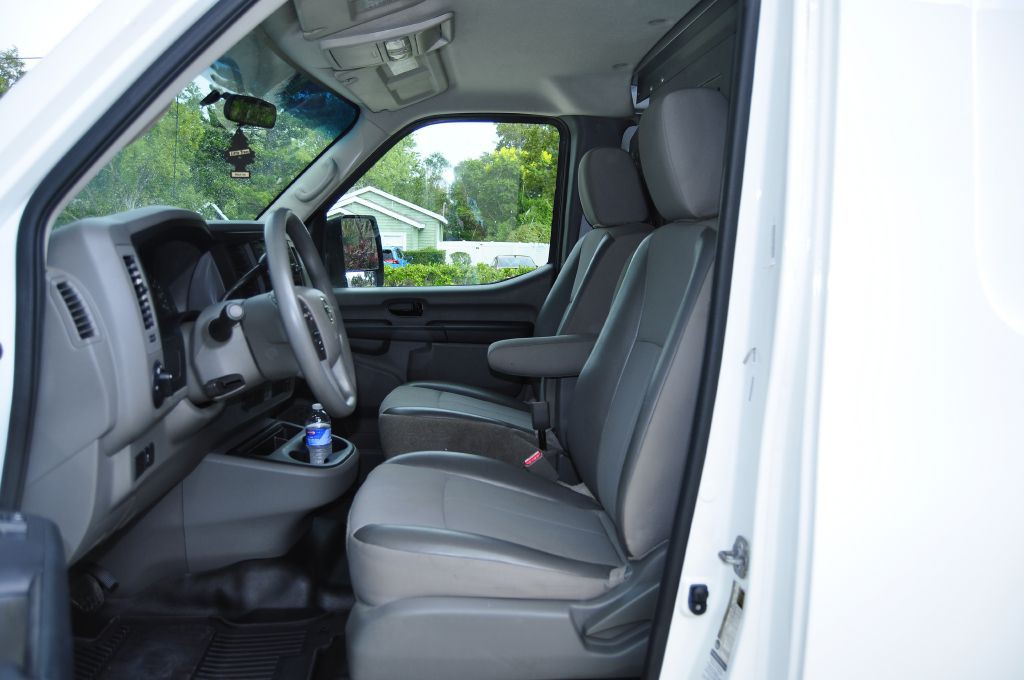 2018 Nissan NV Image 16
