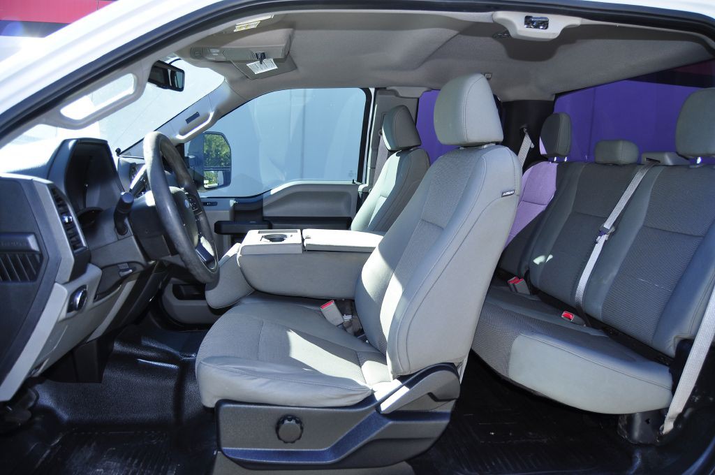 2017 Ford F-250 Image 12