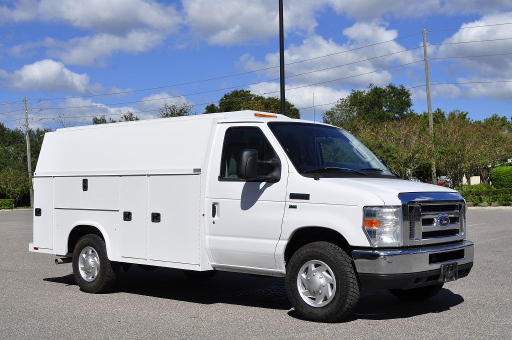 2016 Ford Econoline Image 4
