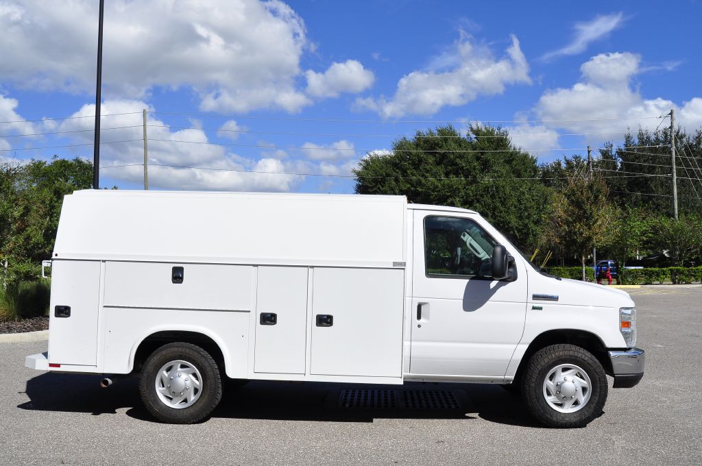 2016 Ford Econoline Image 5